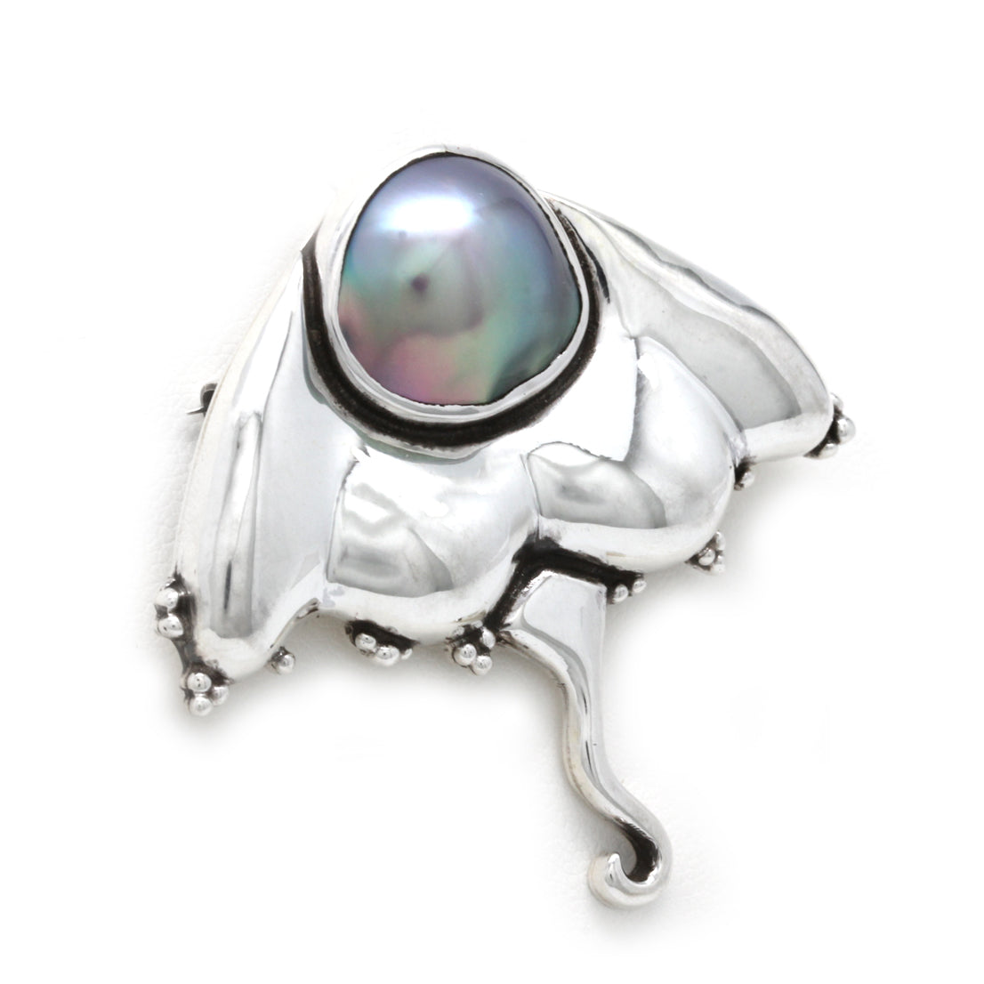 "Stingray" Silver Brooch/Pendant with Cortez Pearl by Priscila Canales