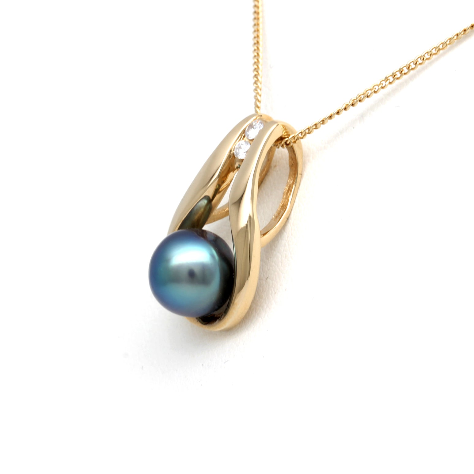 Electric blue Cortez Pearl on 18K Yellow Gold Pendant with Diamonds by Kathe Mai
