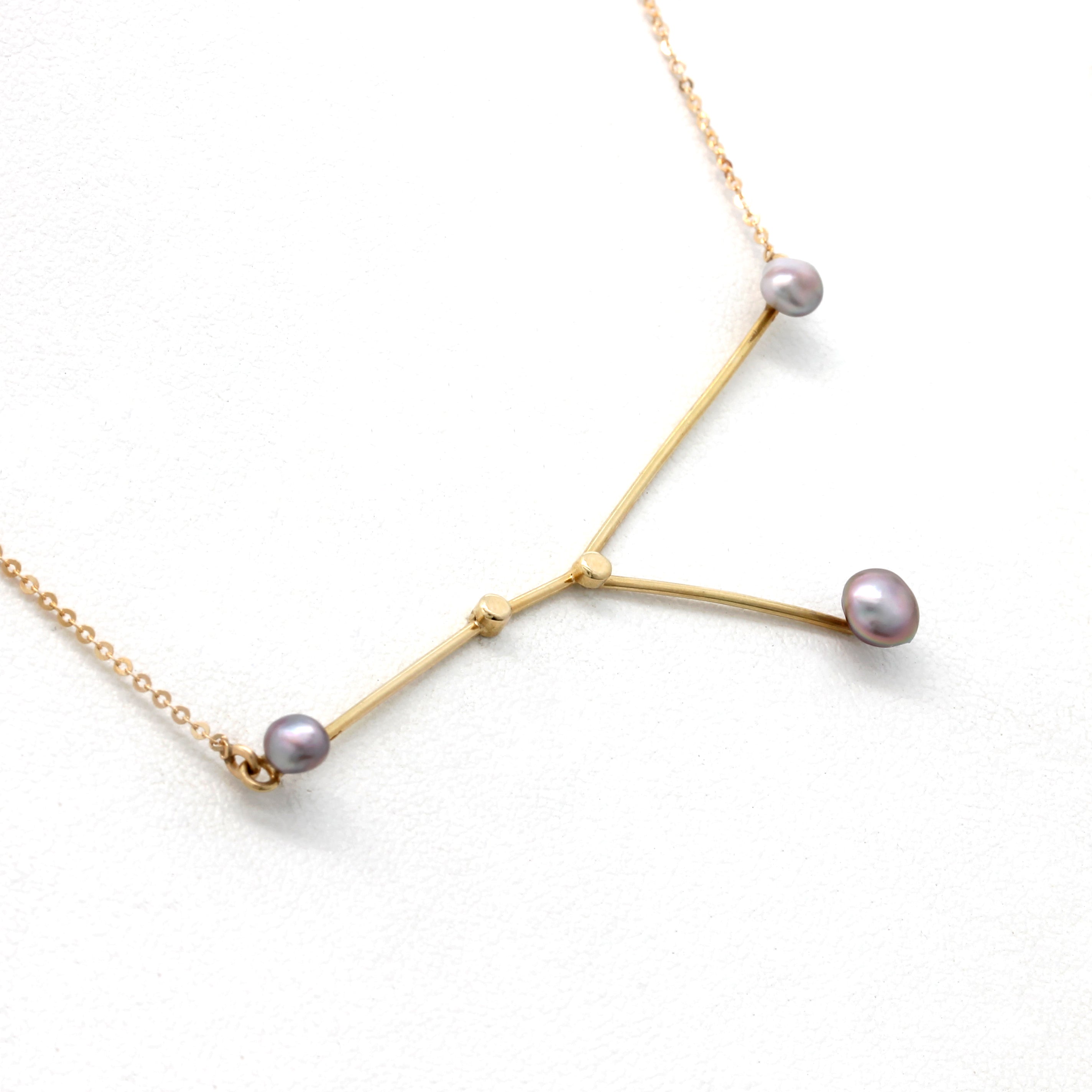 "Cancer (Jun 21st - July 22th)" 14K Yellow Gold Pendant and Chain with Cortez Keshi Pearls
