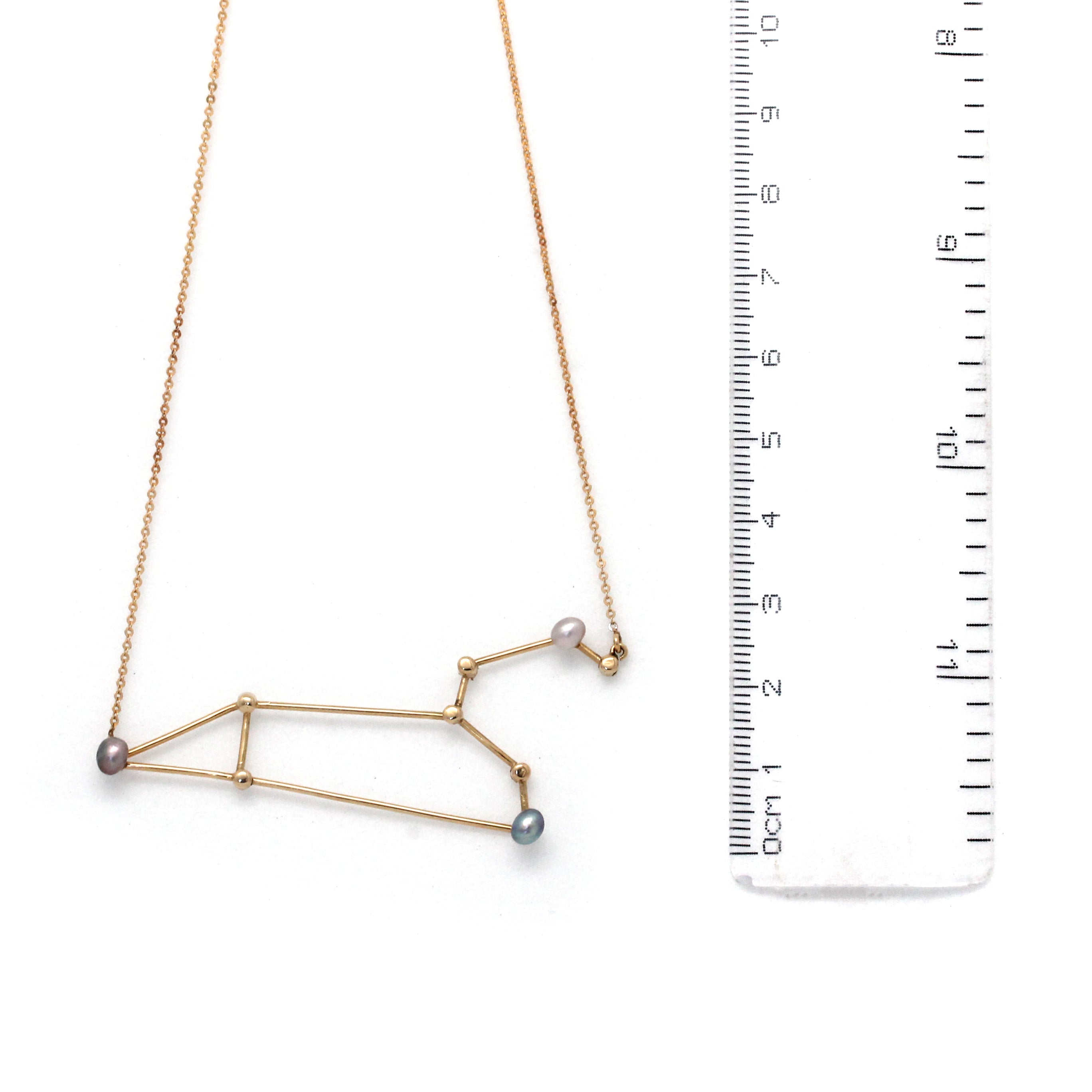 "Leo (July 23th - Aug 22th)" 14K Yellow Gold Pendant and Chain with Cortez Keshi Pearls